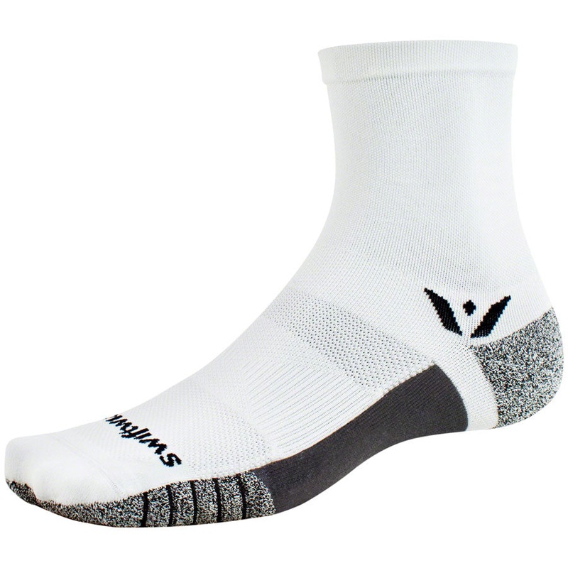 Swiftwick Flite XT Mid Crew Socks – 5″ White Medium