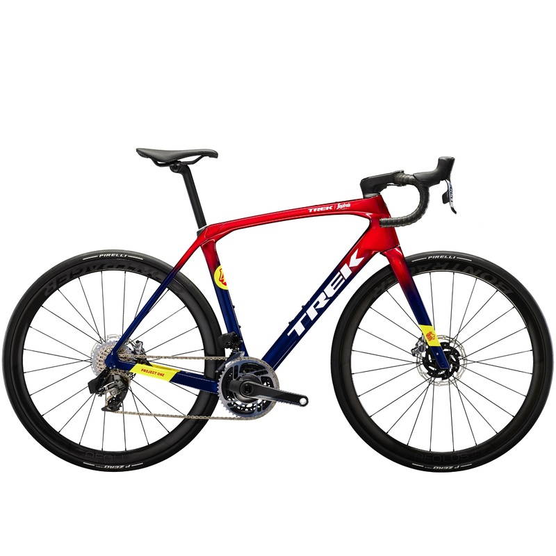 Domane SLR 9 eTap 50 Metallic Red Smoke to Blue Smoke Fade