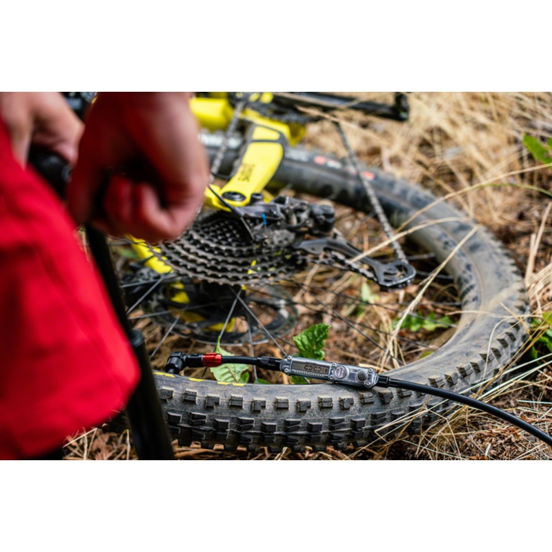 Lezyne Digital Travel Floor Drive